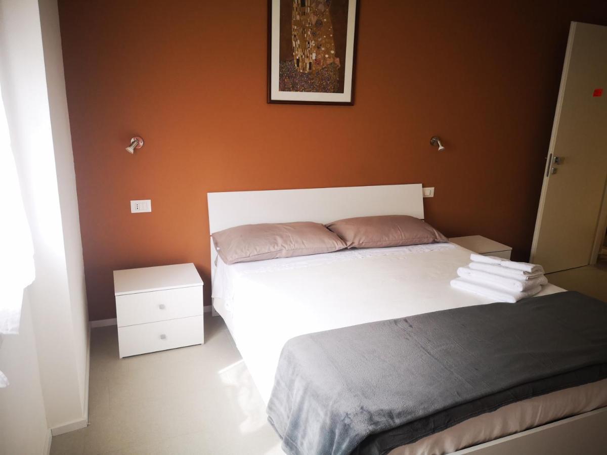 Il Giardino Di Anna - Charming Rooms In كالياري المظهر الخارجي الصورة