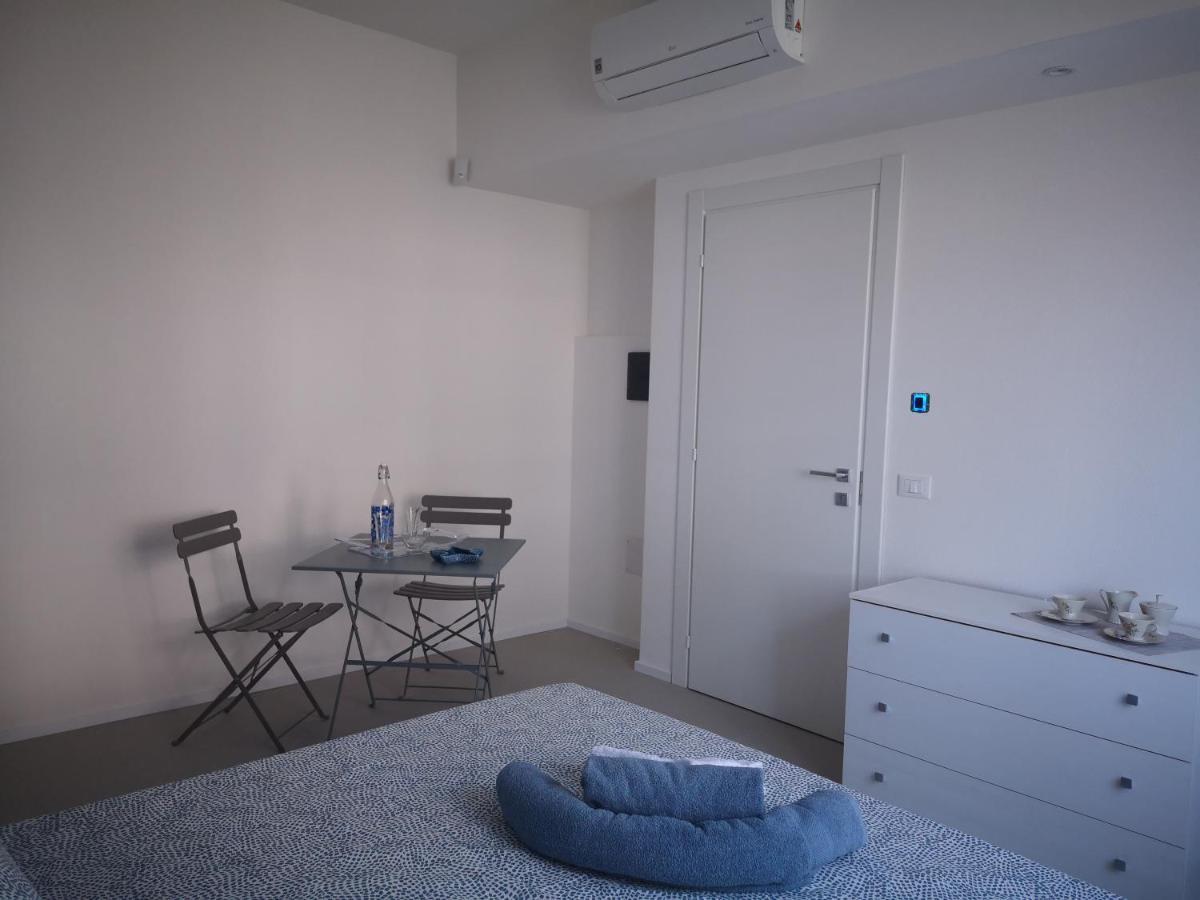 Il Giardino Di Anna - Charming Rooms In كالياري المظهر الخارجي الصورة
