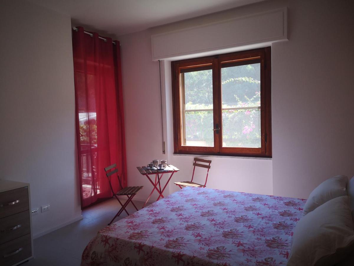 Il Giardino Di Anna - Charming Rooms In كالياري المظهر الخارجي الصورة