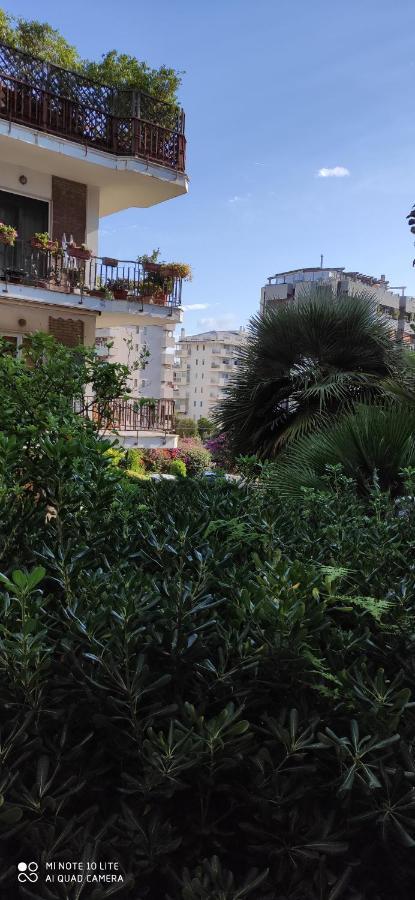 Il Giardino Di Anna - Charming Rooms In كالياري المظهر الخارجي الصورة